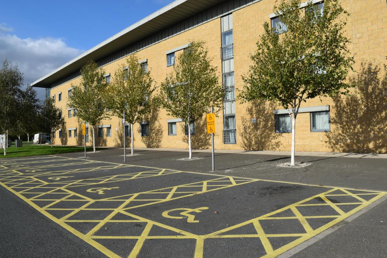 Days Inn Wetherby Esterno foto